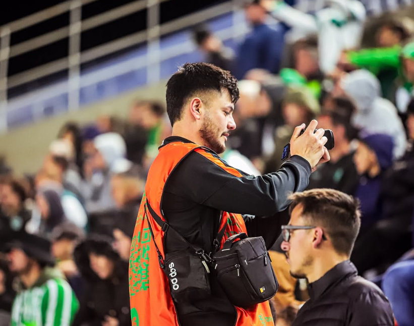 Abstract Fluid Shape